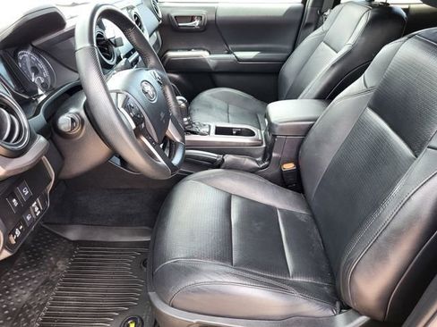 Used 2023 Toyota Tacoma TRD Sport w/ TRD Premium Sport Package image 10