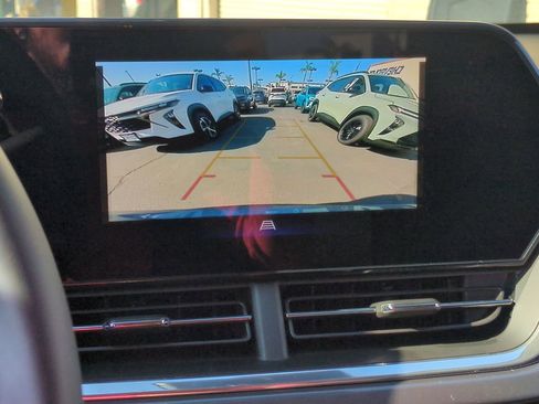 New 2025 Chevrolet Trax ACTIV w/ Driver Confidence Package image 15