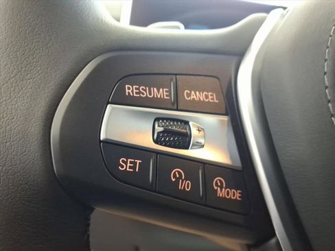 New 2026 BMW X5 xDrive50e image 16