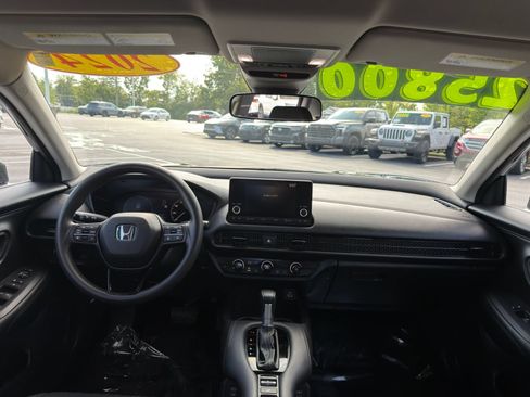 Used 2024 Honda HR-V LX image 24