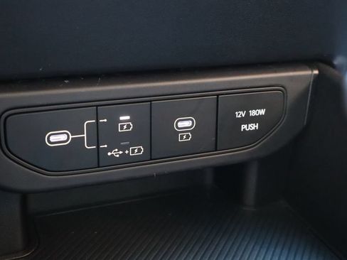 Used 2025 Kia K4 FWD image 27