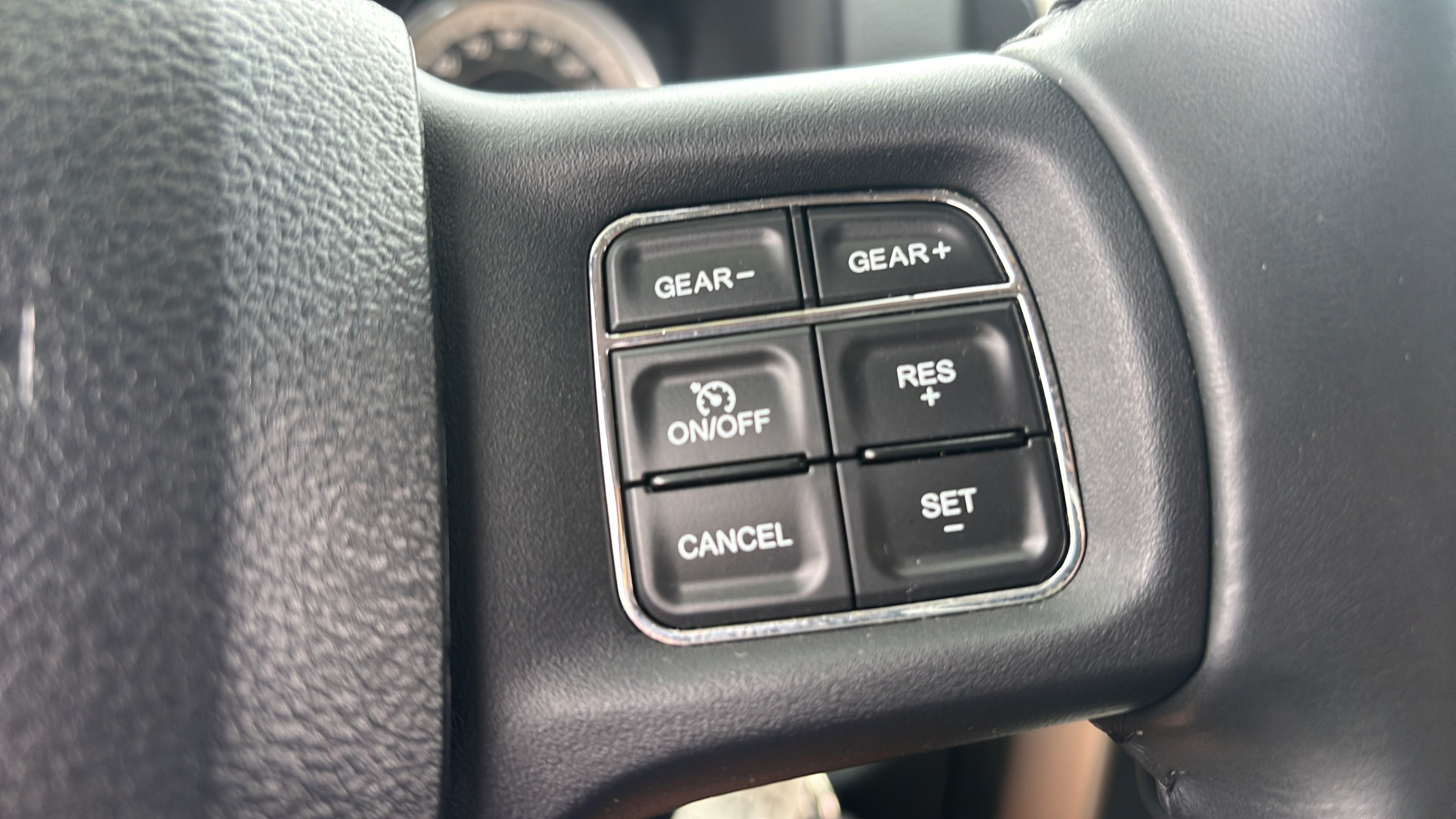 Used 2015 RAM 1500 Lone Star RWD image 31