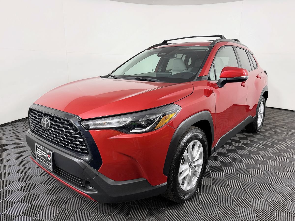 Used 2023 Toyota Corolla Cross LE w/ Moonroof Package AWD/4WD image 2