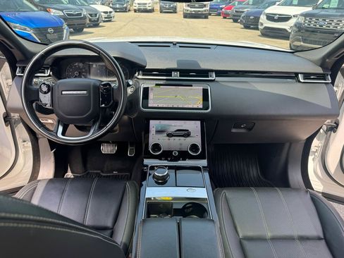 Used 2020 Land Rover Range Rover Velar R-Dynamic S AWD/4WD image 23