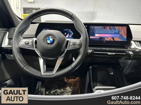Used 2026 BMW X1 xDrive28i AWD/4WD image 8