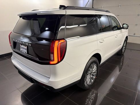 New 2027 Ford Expedition Platinum w/ Driver's Package AWD/4WD image 6