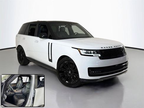 Used 2024 Land Rover Range Rover SE AWD/4WD image 2