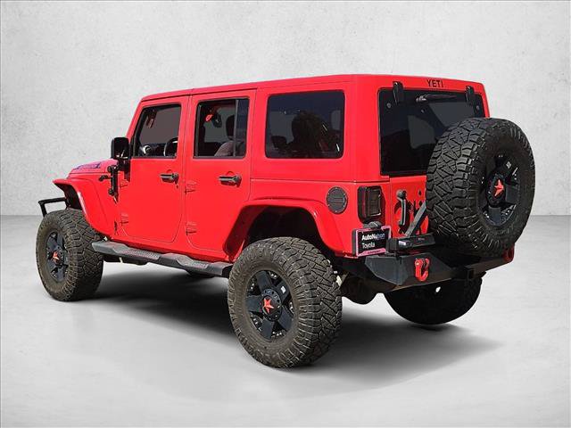 Used 2013 Jeep Wrangler Unlimited Sahara w/ Dual Top Group AWD/4WD image 8