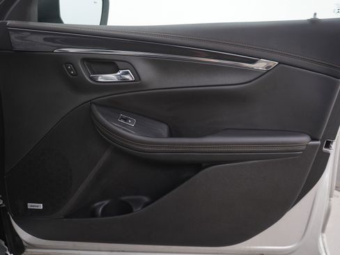 Used 2018 Chevrolet Impala Premier FWD image 9