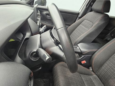 Used 2023 Honda HR-V Sport image 26