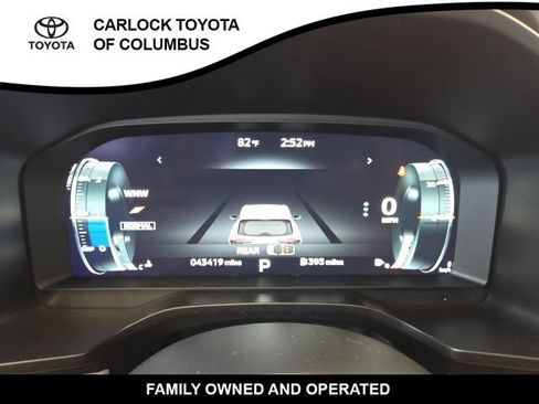Used 2024 Mitsubishi Outlander SEL AWD/4WD image 26
