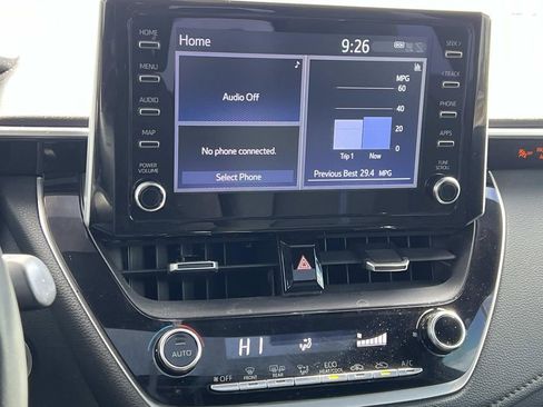 Used 2020 Toyota Corolla SE w/ SE Premium Package FWD image 18