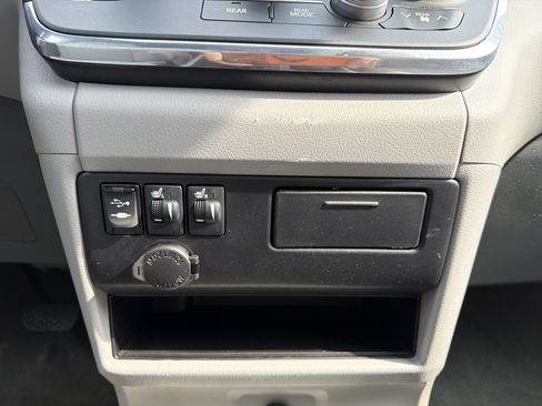 Certified 2017 Toyota Sienna XLE w/ XLE Navigation Package AWD/4WD image 21