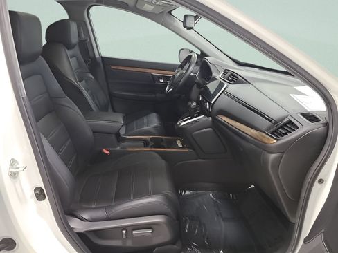 Used 2021 Honda CR-V Touring image 14