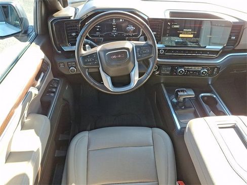 Used 2022 GMC Sierra 1500 SLT w/ SLT Premium Plus Package image 2