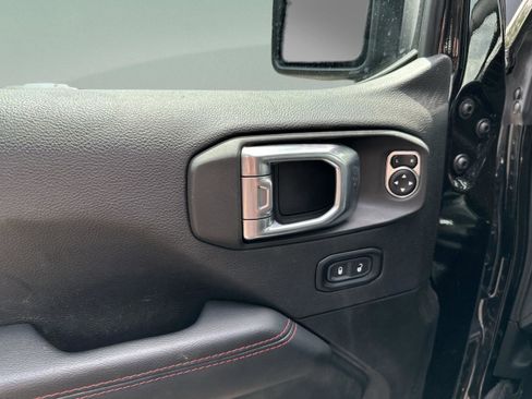 Used 2023 Jeep Gladiator Rubicon w/ LED Lighting Group AWD/4WD image 16