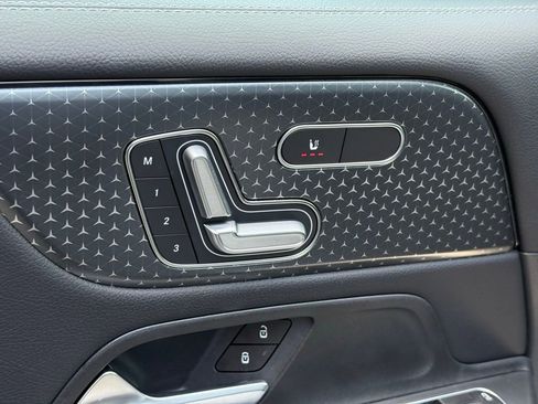 Certified 2026 Mercedes-Benz GLB 250 image 4