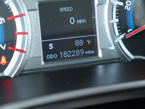 Used 2015 Toyota 4Runner SR5 RWD image 20