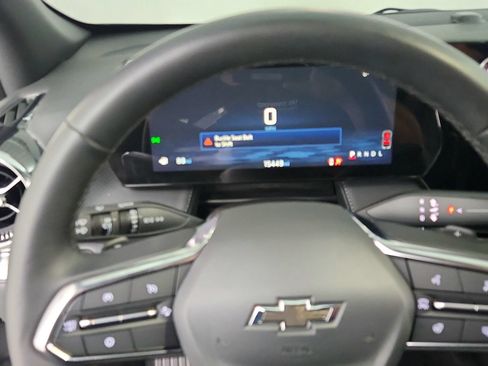 Used 2026 Chevrolet Equinox LT w/ Convenience Package II FWD image 19