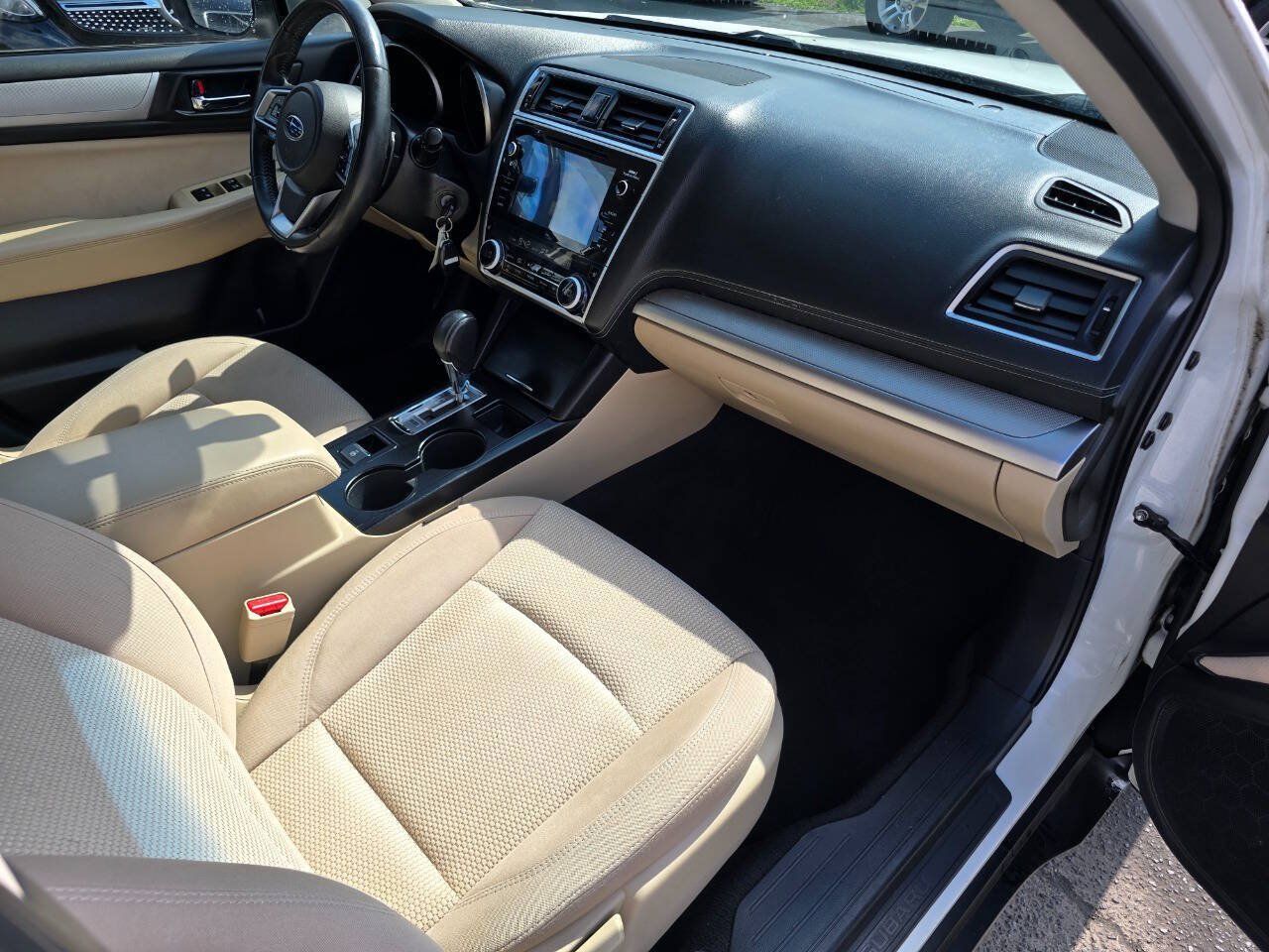 Used 2018 Subaru Outback 2.5i Premium AWD/4WD image 26