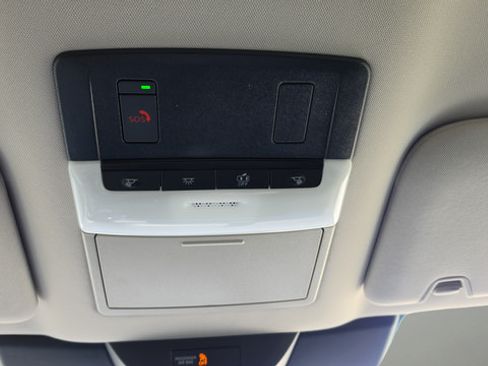 Used 2026 Nissan Pathfinder SL AWD/4WD image 19