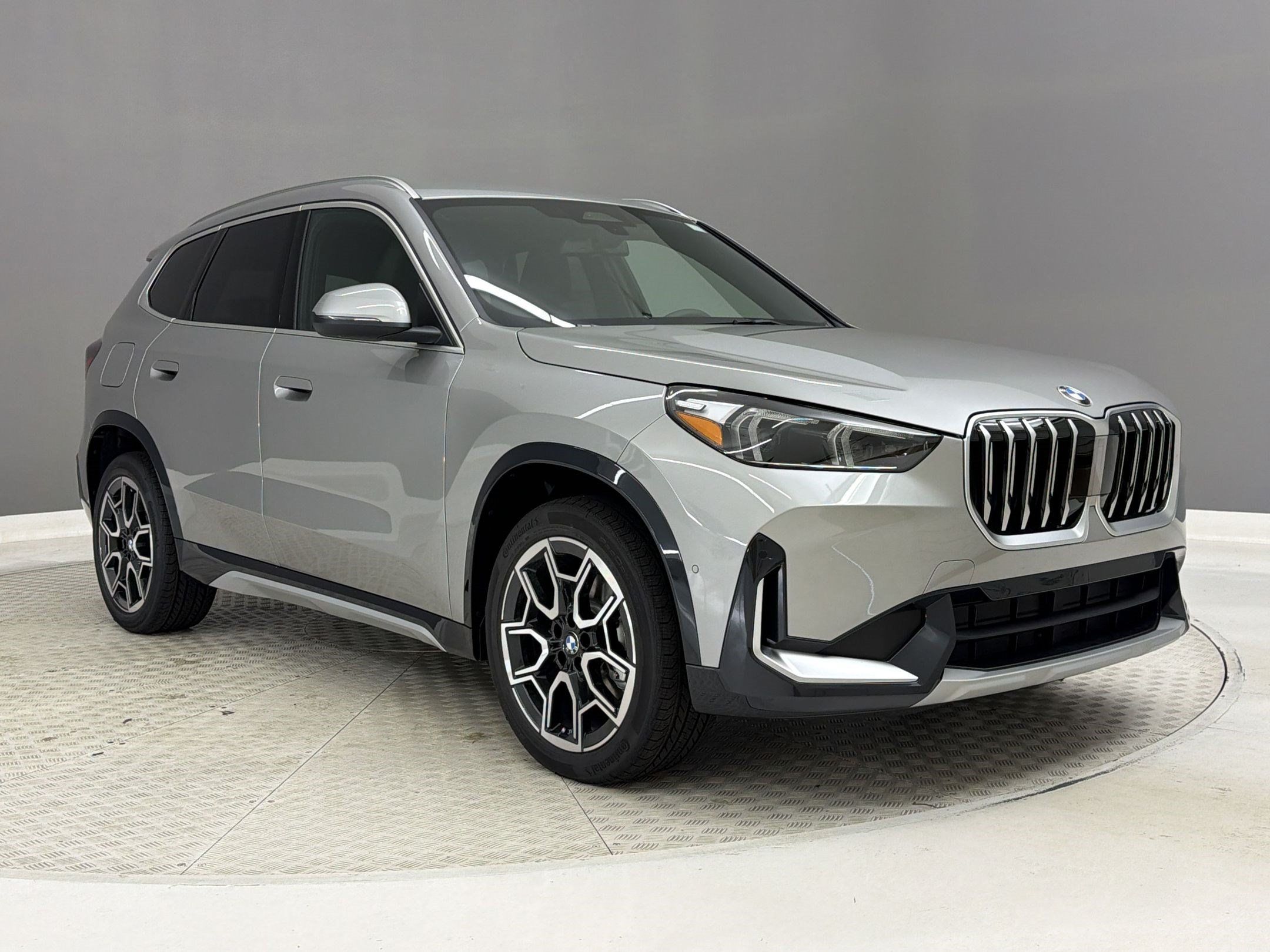 New 2026 BMW X1 xDrive28i AWD/4WD image 7
