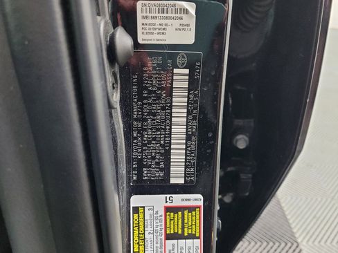 Used 2019 Toyota Camry LE FWD image 33