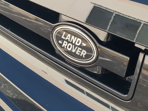 New 2026 Land Rover Defender 130 X-Dynamic SE AWD/4WD image 12