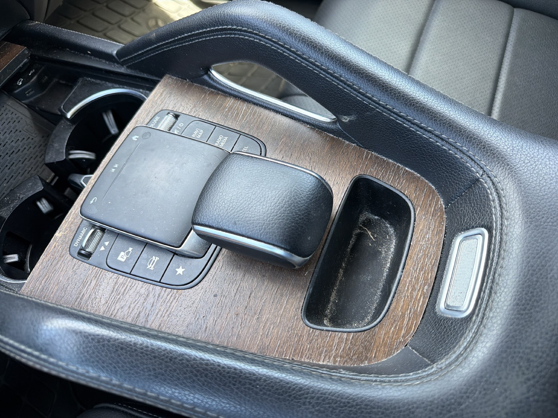 Used 2021 Mercedes-Benz GLE 350 4MATIC image 35