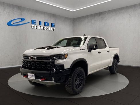 Used 2024 Chevrolet Silverado 1500 ZR2 w/ Technology Package image 7