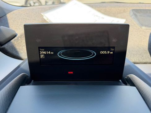 Used 2018 BMW i3 RWD image 15
