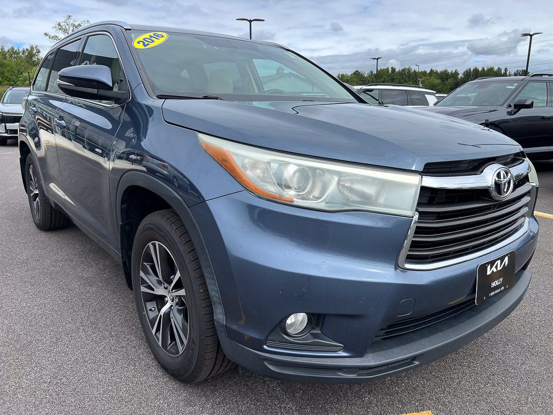 Used 2021 Toyota Highlander Platinum AWD/4WD image 16