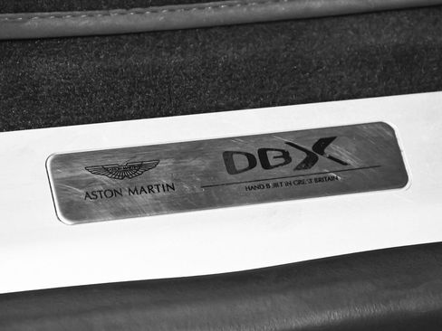 Used 2023 Aston Martin DBX AWD/4WD image 99