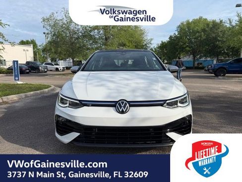 Used 2022 Volkswagen Golf R image 2