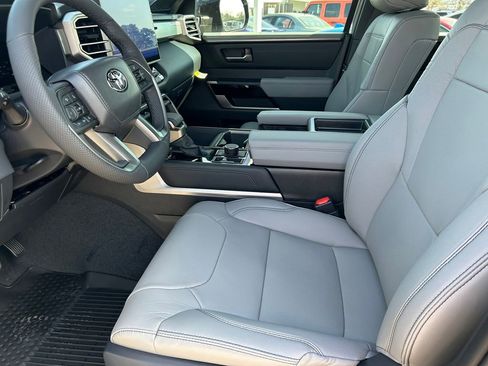 New 2026 Toyota Tundra Limited AWD/4WD image 11