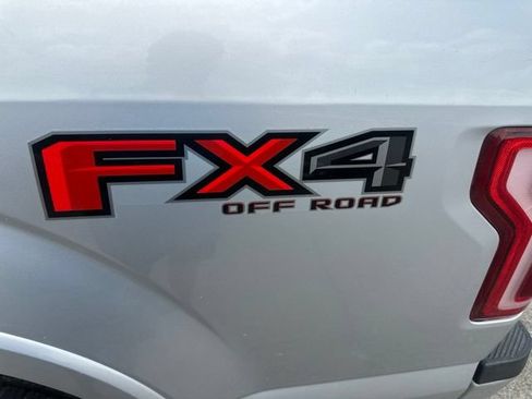 Used 2016 Ford F150 Platinum w/ Equipment Group 701A Luxury AWD/4WD image 33