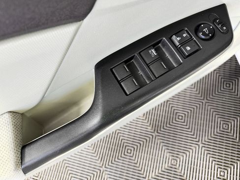 Used 2012 Honda Civic HF image 30