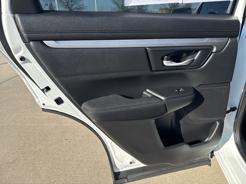 Used 2022 Honda CR-V Special Edition image 17