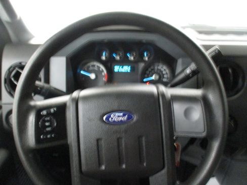 Used 2015 Ford F250 XL w/ Power Equipment Group image 25