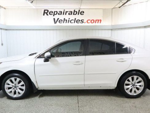 Used 2016 Subaru Legacy 2.5i Premium AWD/4WD image 1