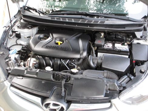 Used 2015 Hyundai Elantra SE w/ Option Group 02 image 22