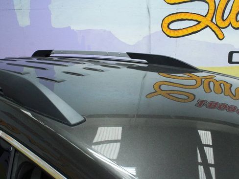 Used 2020 GMC Acadia SLE image 5