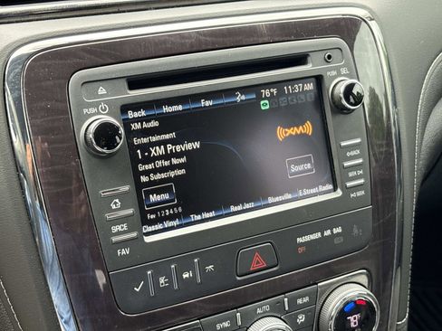 Used 2017 Buick Enclave Leather FWD image 23