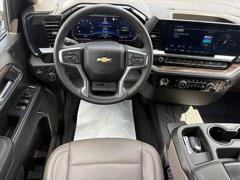 Certified 2023 Chevrolet Silverado 1500 LT image 6