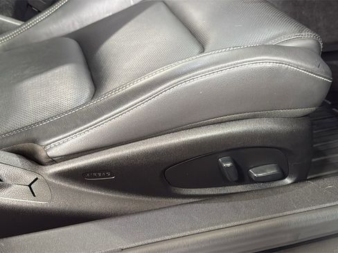 Used 2020 Chevrolet Camaro LT w/ RS Package image 20