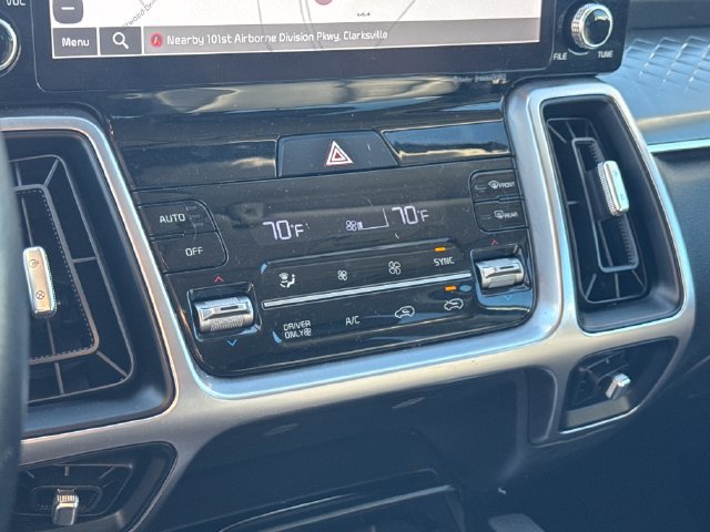 Used 2022 Kia Sorento EX AWD/4WD image 21