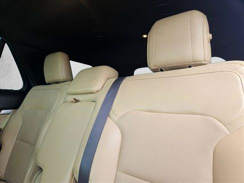 Used 2017 Ford Explorer Limited FWD image 10