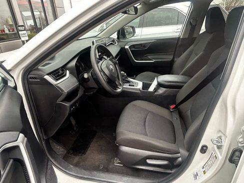 Used 2024 Toyota RAV4 LE image 6