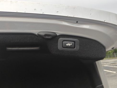 Used 2013 Lexus LS 460 image 22