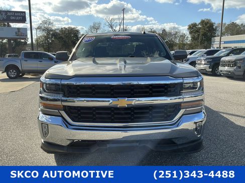 Used 2017 Chevrolet Silverado 1500 LT w/ Texas Edition image 8